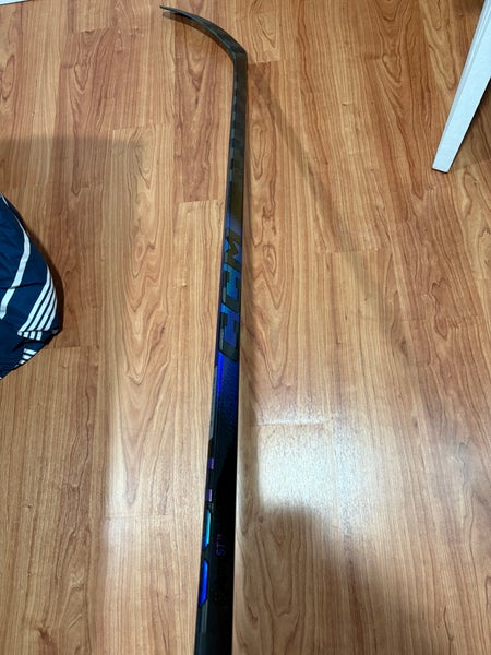 Senior CCM Ribcor Trigger 10 Pro Right Handed Hockey Stick P29 70 Flex (New)