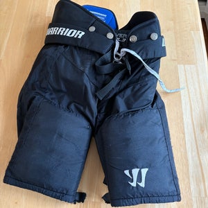 Junior Medium Warrior Covert QRL3 Hockey Pants (Used)