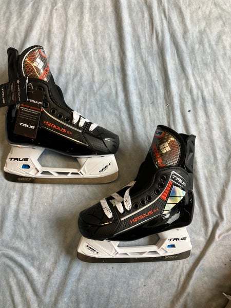 Junior True HZRDUS 5X Hockey Skates Regular Width Size 1 (New)