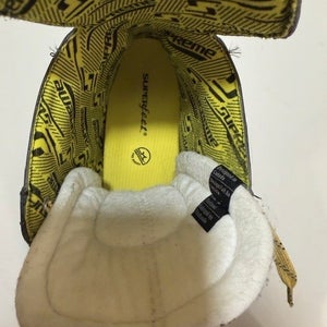 2022 Bauer Supreme Elite Hockey Skates Regular Width 11.5 (Used)