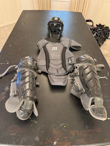 Marucci Catcher's Set (Used)