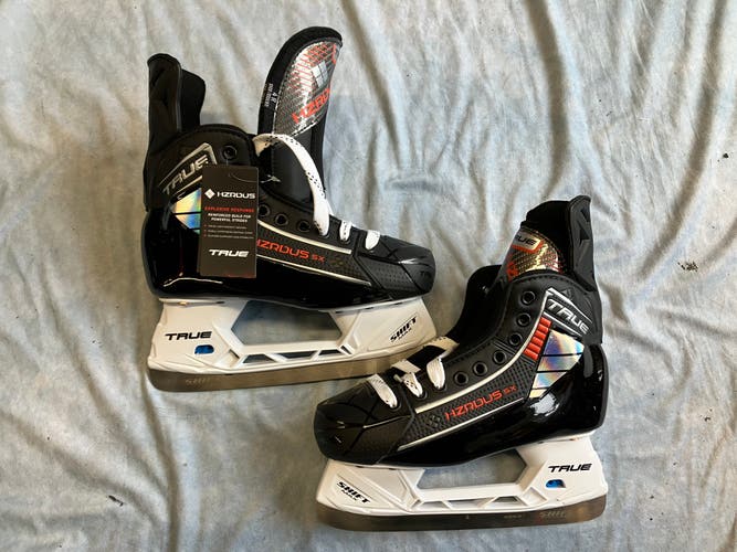 Intermediate True HZRDUS 5X Hockey Skates Regular Width Size 4 (New)