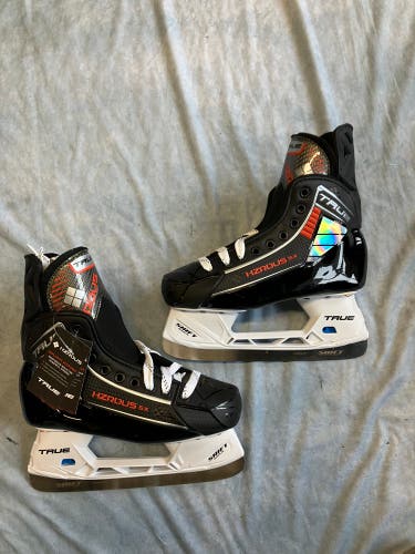 Intermediate True HZRDUS 5X Hockey Skates Regular Width Size 5 (New)