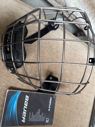 Large Bauer Profile III Facemask (New)