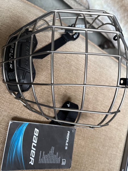 Large Bauer Profile III Facemask (New)