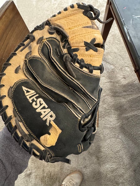 2019 All Star CM100TM RH Catcher's Baseball Glove 11" (Used)