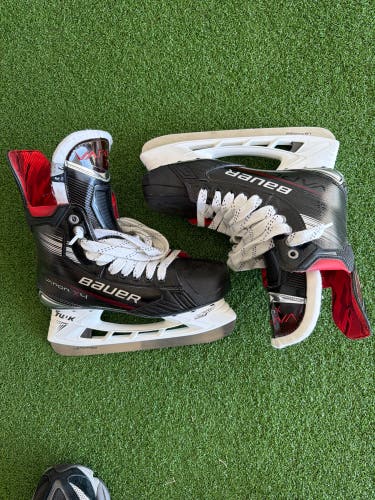 2023 Bauer Vapor X4 Hockey Skates 7.0 Fit3(New)