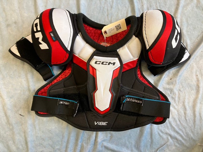 Small Junior CCM Vibe Shoulder Pads (Used)