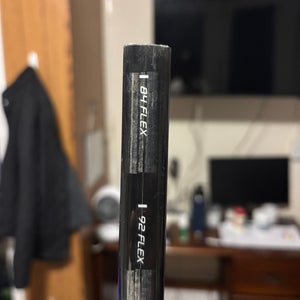 Senior Bauer Vapor FlyLite Left Hand Hockey Stick P28 77 Flex (New)