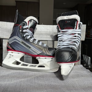 Bauer Vapor X600 Ice Hockey Skates