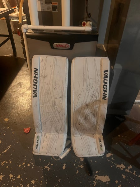 33" 2022 Vaughn SLR3 Pro Goalie Leg Pads (Used)