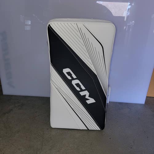 CCM EFlex 6.5 Regular Blocker (New) - Senior