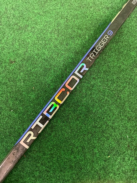 Intermediate CCM Ribcor Trigger 9 Hockey Stick Right Handed P29 55 Flex (Used)