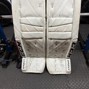 34" CCM EFlex 5 Goalie Leg Pads (Used)
