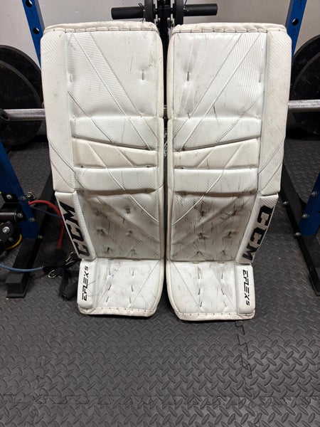 34" CCM EFlex 5 Goalie Leg Pads (Used)