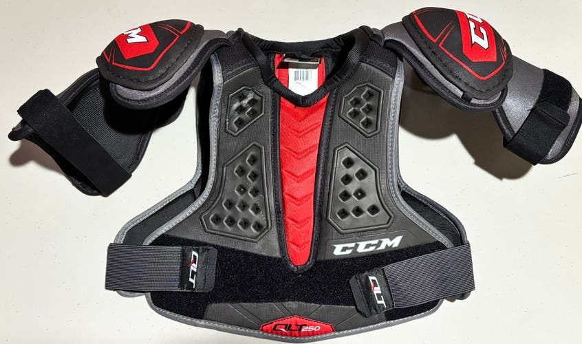 Small Senior CCM QuickLite 250 Shoulder Pads (Used)