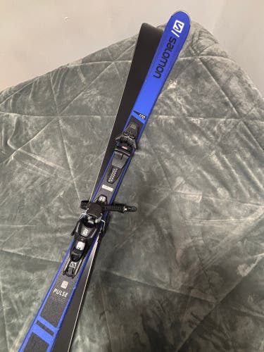 Salomon 170 cm Skis (Used)
