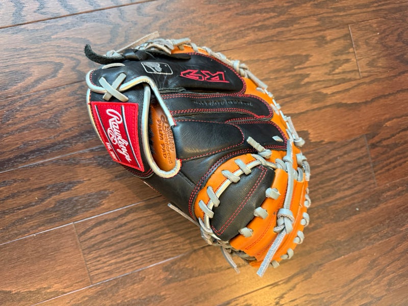Rawlings R9 RH Catcher's Baseball Glove 32” (Used)