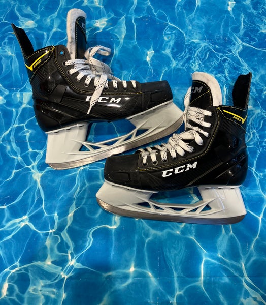 Senior CCM Super Tacks 9352 Hockey Skates Regular Width 7 (Used)