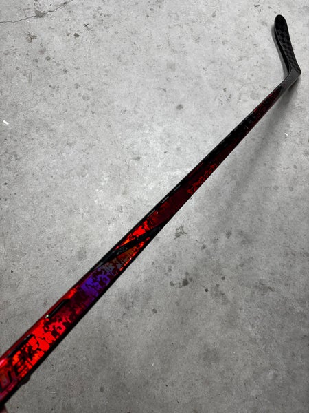 77 Flex Custom P28 Senior Bauer TWITCH Left Hand Hockey Stick Pro Stock NHL (used)