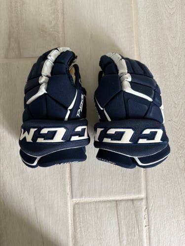 CCM Tacks 9060 Gloves 10"