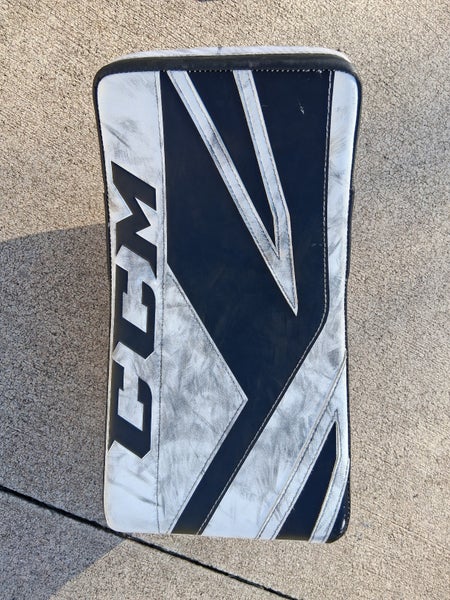 CCM Premier P2.5 SR Regular hockey goalie blocker (Used)