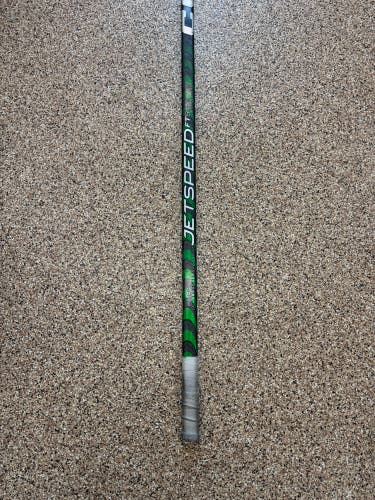 Junior CCM Left Handed P29 40 Flex JetSpeed FT5 Pro Hockey Stick - 51” shaft length