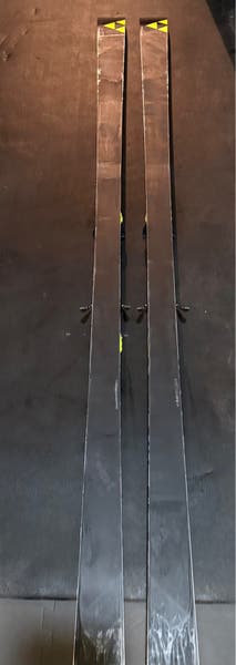 2024 Fischer RC4 World Cup GS 193 cm Racing Skis With Bindings