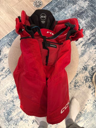 Men's Junior Large CCM JetSpeed FT6 Hockey Pants (Used 1 season)