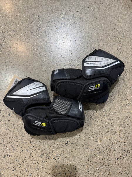 Junior Medium Bauer Supreme 3S Pro Elbow Pads (Used)