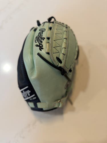 Rawlings Pro Preferred RH Pitcher's Baseball Glove 12" (Used)