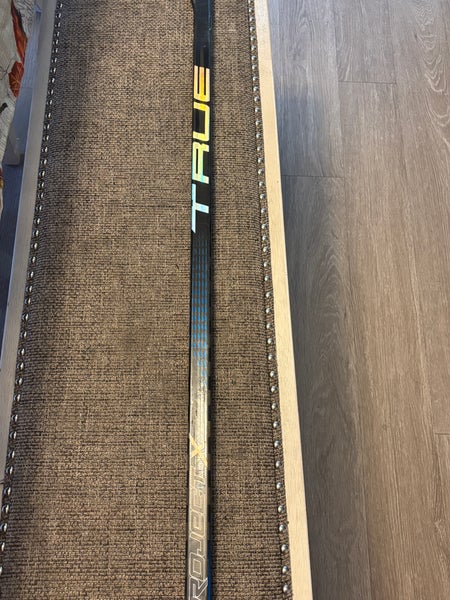 Junior True Project X Right Handed Hockey Stick T92 50 Flex (Used)