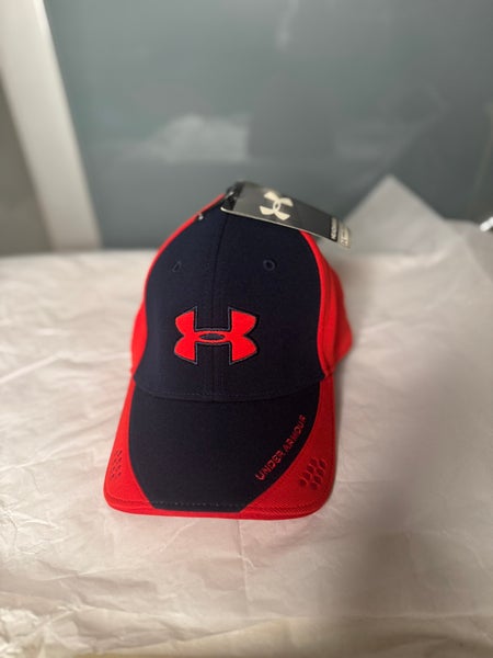 Red Men's L Under Armour Hat (New)