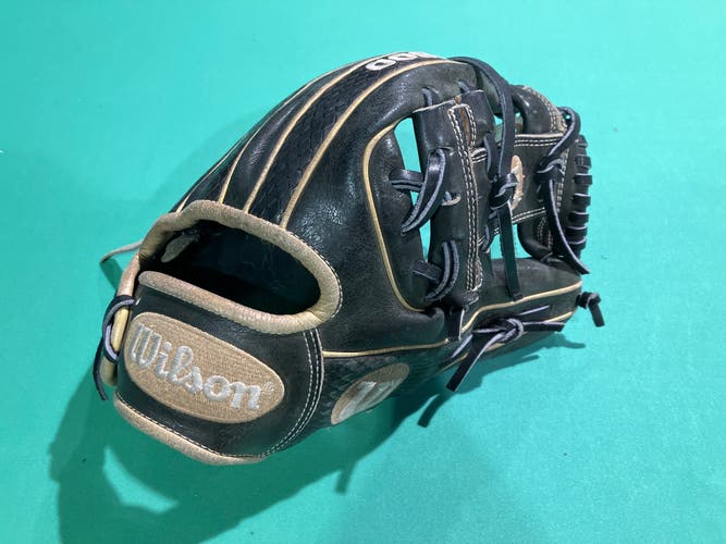 Wilson A2000 1786 RH Infield Baseball Glove | 11.5" | Black