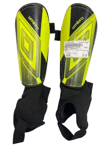 Used Umbro CERAMICA 2.0 Soccer Shin Guards Adult Optic Yellow SM 11862-S000090393