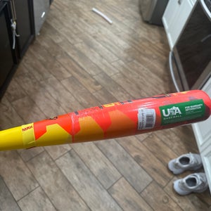 2025 Easton Hype Fire Composite USABat Certified Bat (-10) 19 oz 29" (New)