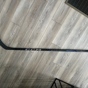 Senior CCM Ribcor Trigger 9 Pro Left Hand Hockey Stick P28 75 Flex Pro Stock (Used)