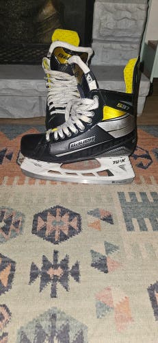 Bauer Supreme S37 Hockey Skates Regular Width 8.5 (Used)