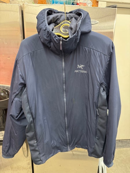 Blue Men's Atom SL  XL Arc'teryx Hooded 125.00Jacket (Used)