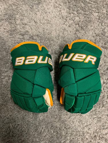 Bauer Vapor Hyperlite Pro Stock Hockey Gloves 14” Boldy Wild Reverse Retro