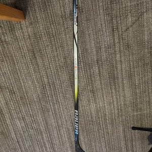 Junior Bauer Vapor Hyperlite 2 Left Hand Hockey Stick P92 55 Flex (New)