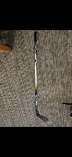 Junior Bauer Vapor Hyperlite 2 Left Hand Hockey Stick P92 55 Flex (New)