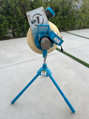 Jugs PB1 Pitching Machine