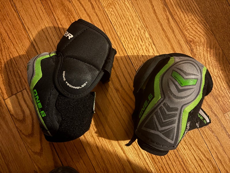 Junior Small Bauer Supreme One.6 Elbow Pads (Used)