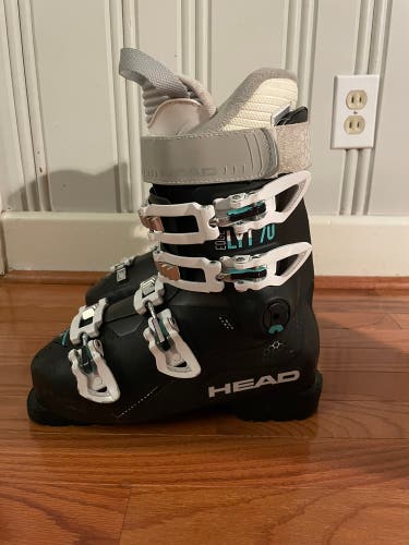Mondo 24 & 24.5 Women's HEAD Edge All Mountain Ski Boots Soft Flex (Used)