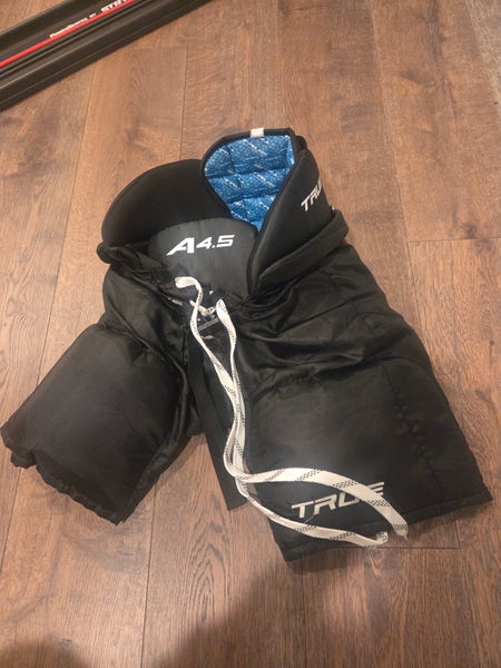 Junior Medium True A4.5 Hockey Pants (Used)