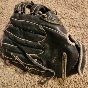 MacGregor RH  Softball Glove 13" Black Hand Crafted Game Ready Leather Glove