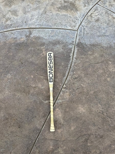 2025 Warstic Bonesaber Composite USSSA Certified Bat (-8) 22 oz 30" (Used)