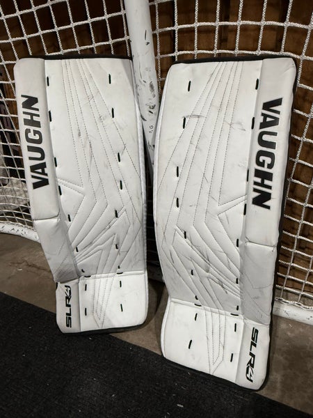 24" Vaughn SLR4 Goalie Leg Pads (Used)