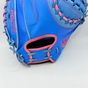 Wilson A2000 Autism Speaks RH Catcher's Baseball Glove 33" (Used)
